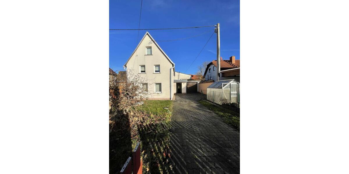 Einfamilienhaus zu vermieten mit ca. 120qm und Garage in Löbnitz-Bennewitz bei Groitzsch 4 zimmer