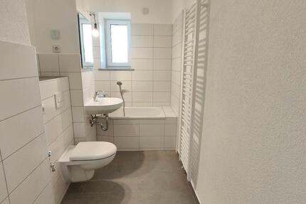 Viel Platz für Paare oder Familien- Erstbezug! 4 zimmer