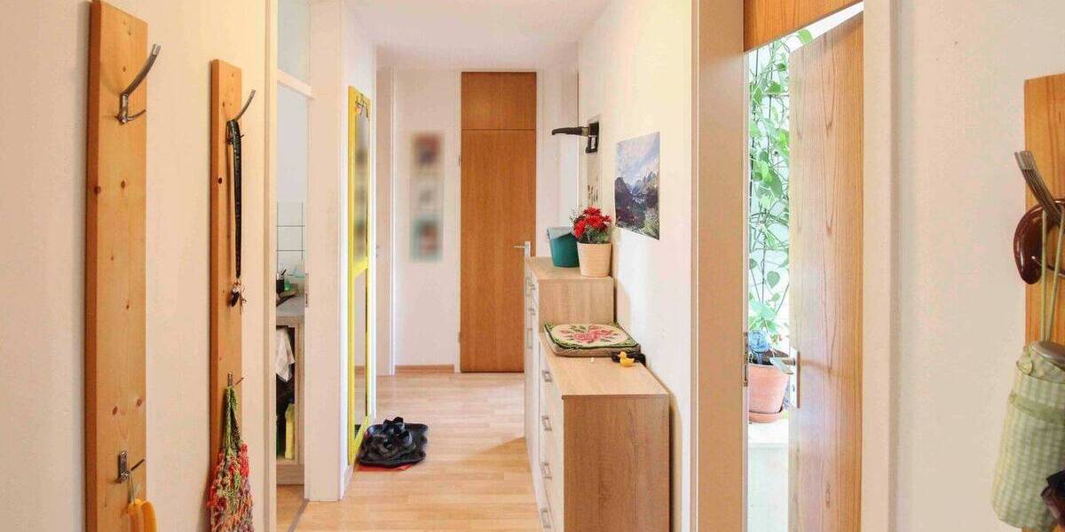 Etagenwohnung Markranstädt - 3 Zimmer, 69 m&sup2;, 160.000&euro; | Angebot:26741953