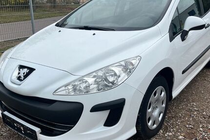 Peugeot 308 204.972 km 1.200 &euro; Delitzsch 04509