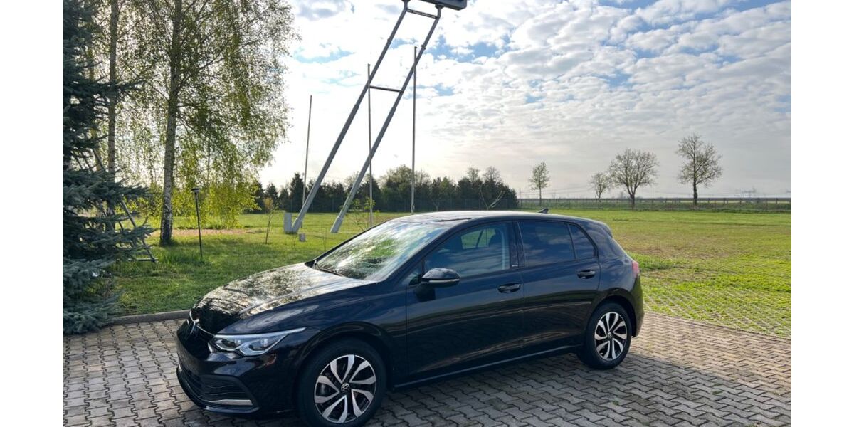 VW Golf 38.222 km 19.990 &euro; Kabelsketal 06184