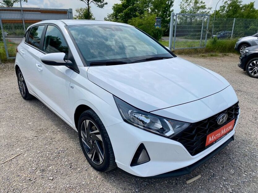i20