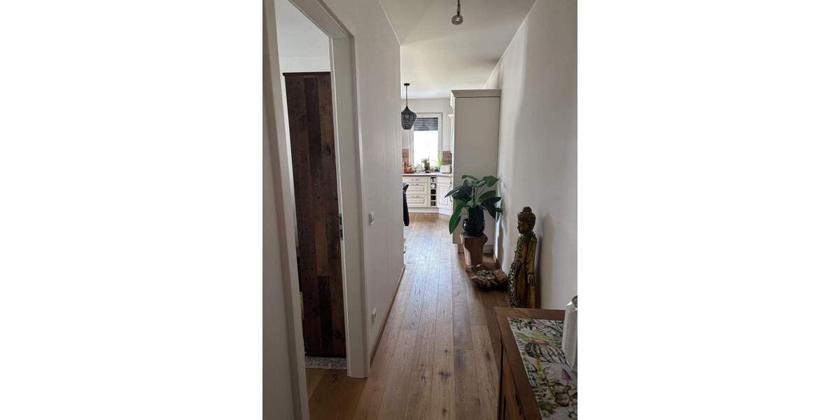Etagenwohnung Zwenkau - 3 Zimmer, 69 m&sup2;, 295.000&euro; | Angebot:25687343