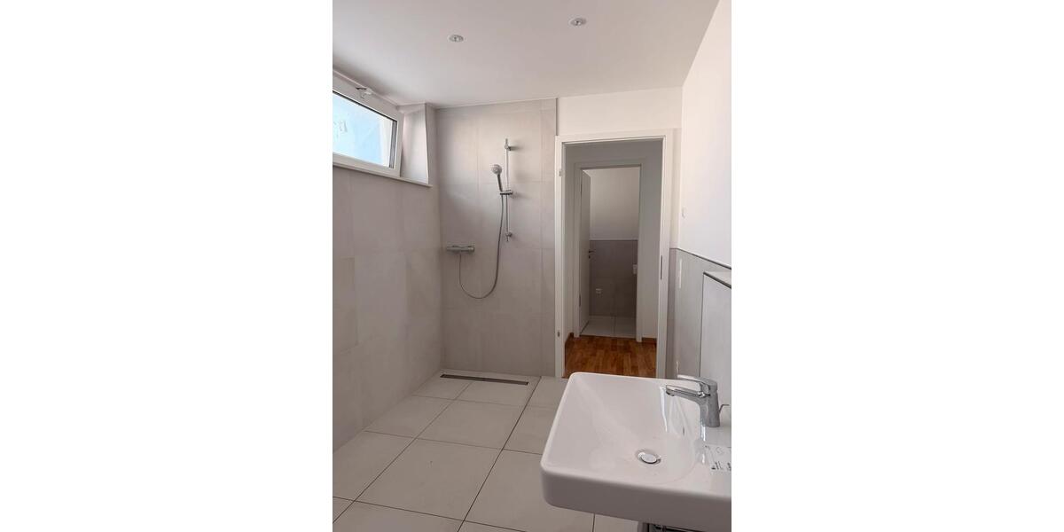 Etagenwohnung Leipzig Südwest - 5 Zimmer, 135 m&sup2;, 2.135&euro; | Angebot:25751813