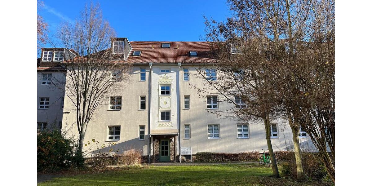 Charmante 1-Raum-Dachgeschosswohnung mit Balkon und Abstellraum 1 zimmer