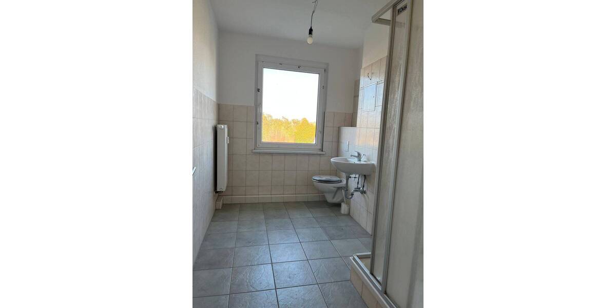 Etagenwohnung Groitzsch Großpriesligk - 3 Zimmer, 59 m&sup2;, 355&euro; | Angebot:24450619