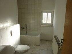 Etagenwohnung Lützen Zorbau - 3 Zimmer, 77 m&sup2;, 400&euro; | Angebot:24031808