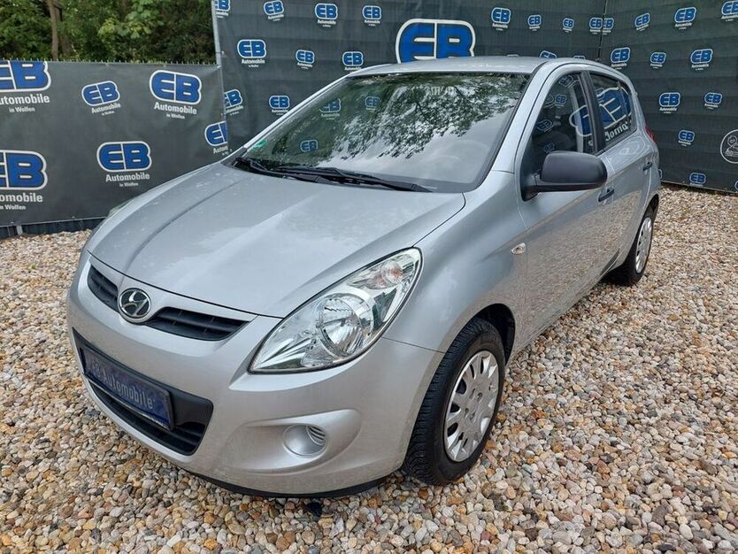 i20