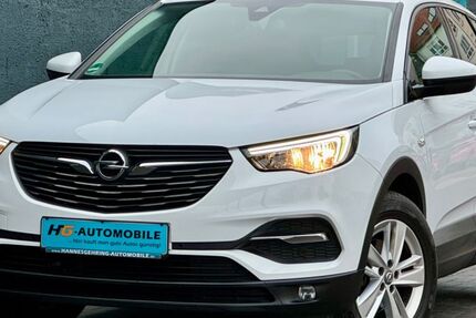 Opel Grandland (X) 98.000 km 14.990 € Leipzig 04179