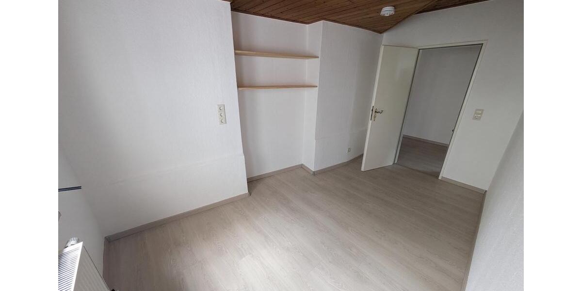 Erdgeschoßwohnung Eilenburg - 4 Zimmer, 104 m&sup2;, 572&euro; | Angebot:26404370