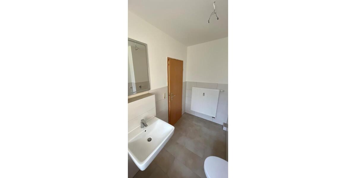 Etagenwohnung Schkeuditz - 5 Zimmer, 94 m&sup2;, 775&euro; | Angebot:26662737