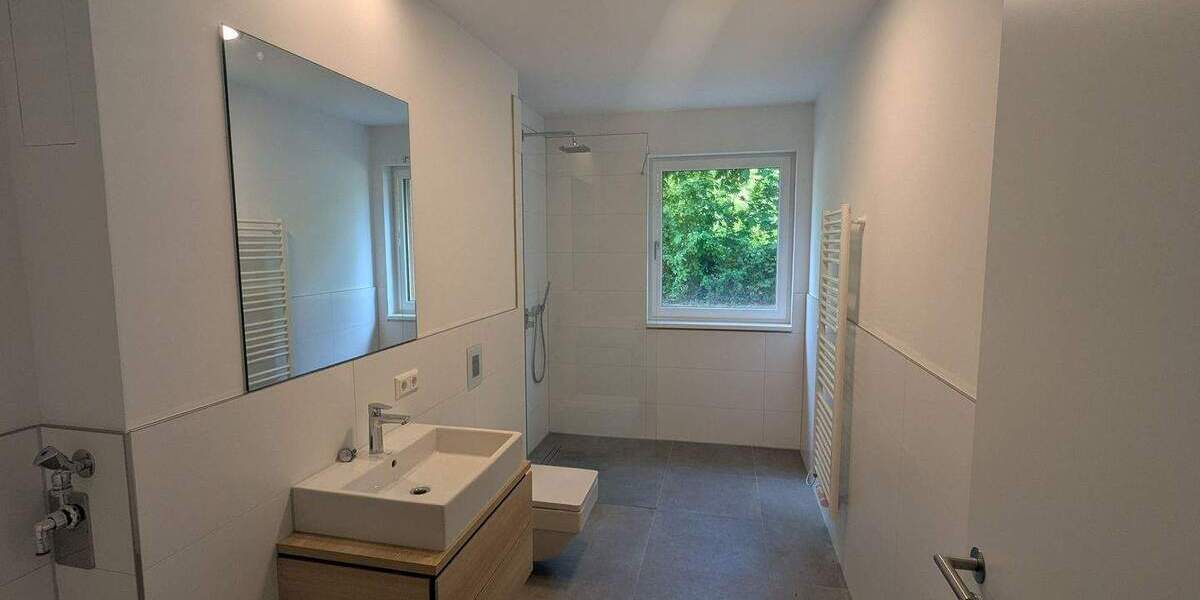 Etagenwohnung Leipzig Neustadt-Neuschönefeld - 2 Zimmer, 63 m&sup2;, 949&euro; | Angebot:25691555
