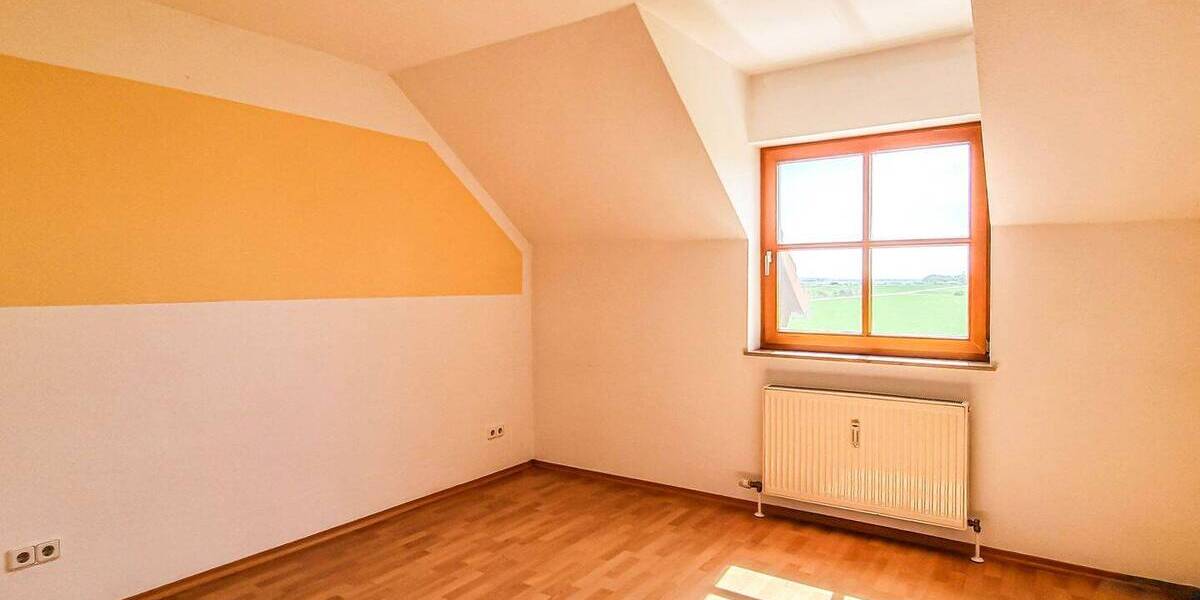 Etagenwohnung Leuna Günthersdorf - 3 Zimmer, 73 m&sup2;, 125.000&euro; | Angebot:26499790