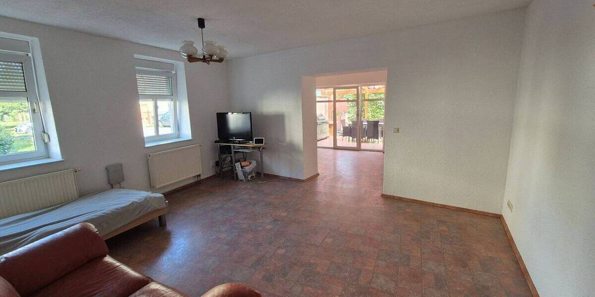 Mehrfamilienhaus, Wohnhaus Zschepplin Krippehna - 6 Zimmer, 210 m&sup2;, 199.999&euro; | Angebot:25725626