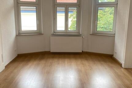 4 Zimmer Wohnung mit Balkon zimmer