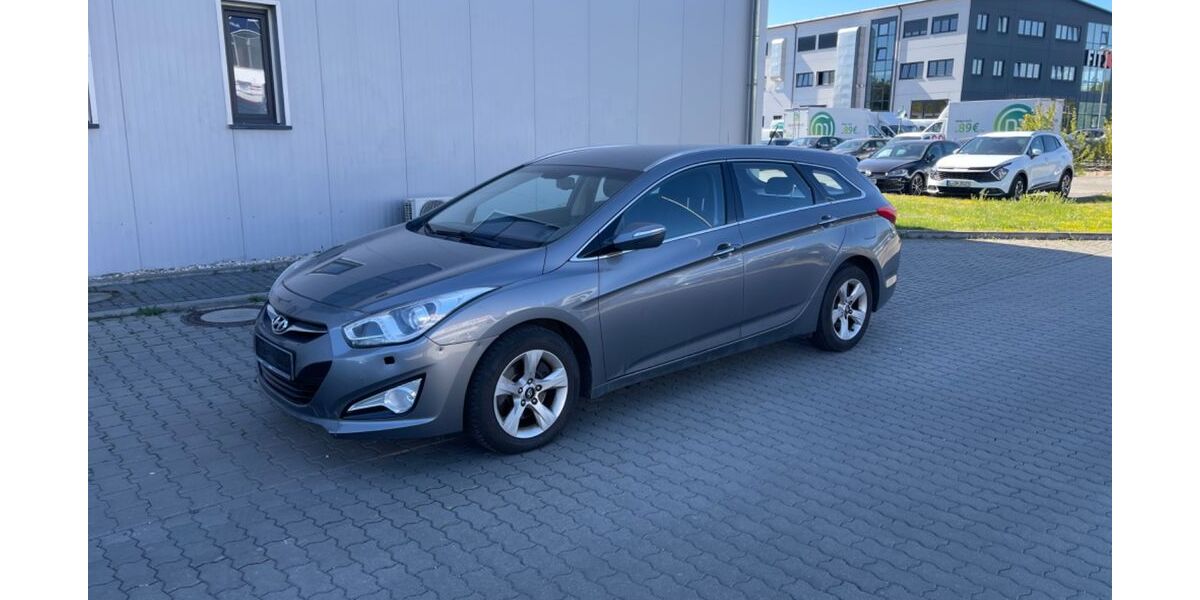 Hyundai i40 99.700 km 6.500 &euro; Leipzig 04209