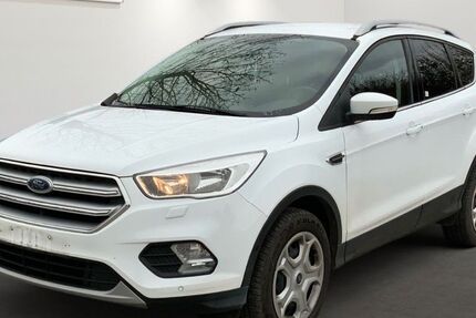 Ford Kuga 75.458 km 9.199 &euro; Brehna 06796