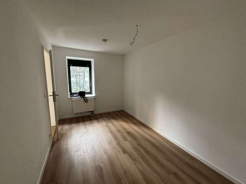 Bezugsfreie Erdgeschosswohnung in bester Lage: Soll-Rendite 5% 3 zimmer