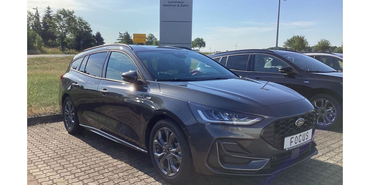 Ford Focus 5.500 km 24.400 &euro; Delitzsch 04509