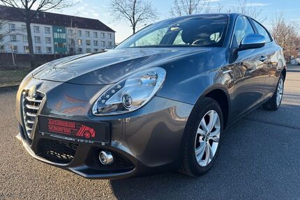 Alfa Romeo Giulietta 153.210 km 8.900 &euro; Leipzig 04129