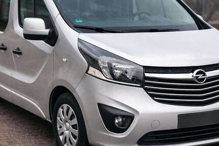 Opel Vivaro 81.000 km 22.499 &euro; Leipzig 04105