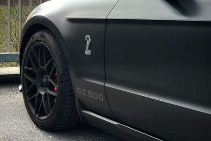 Ford Mustang 44.000 km 44.900 € Leipzig 04177