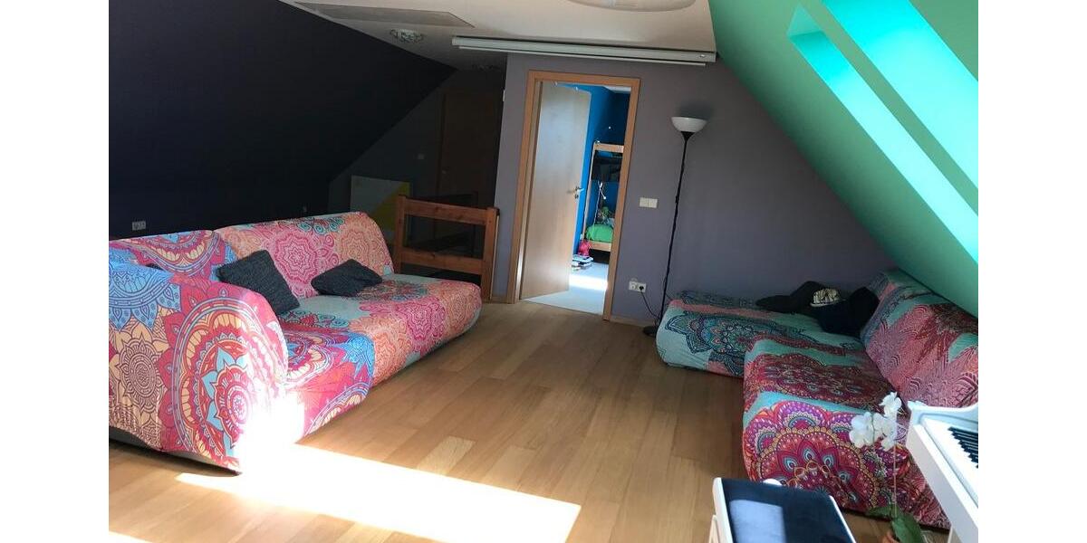 Einfamilienhaus Bad Lausick - 16 Zimmer, 750 m&sup2;, 200.000&euro; | Angebot:26477302