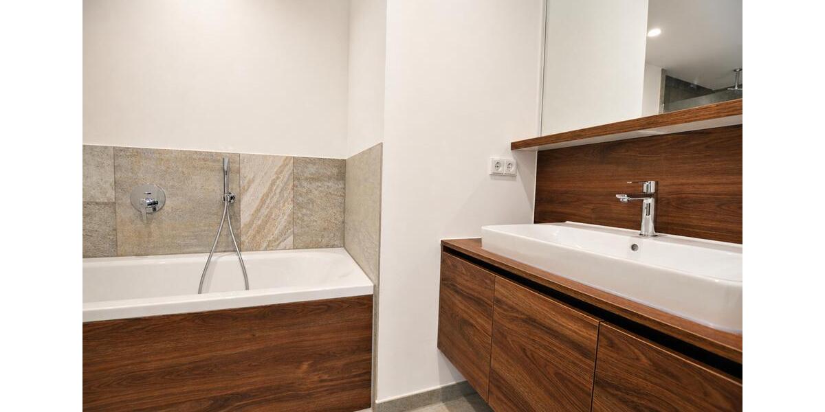 Erdgeschoßwohnung Leipzig Mitte - 2 Zimmer, 69 m&sup2;, 1.135&euro; | Angebot:26384057