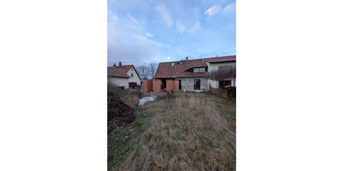 Doppelhaushälfte Zwenkau - 5 Zimmer, 150 m&sup2;, 180.000&euro; | Angebot:26358240