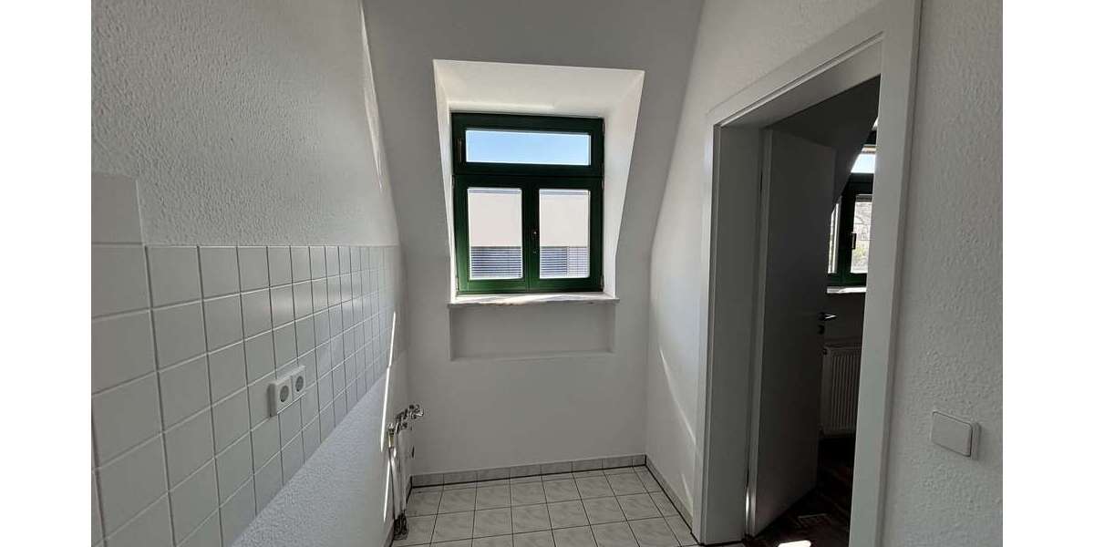 +++ Aus 2 mach 1 - Gohlis Süd - 4 - Zimmer - 2 - Bäder - Balkon +++ 4 zimmer