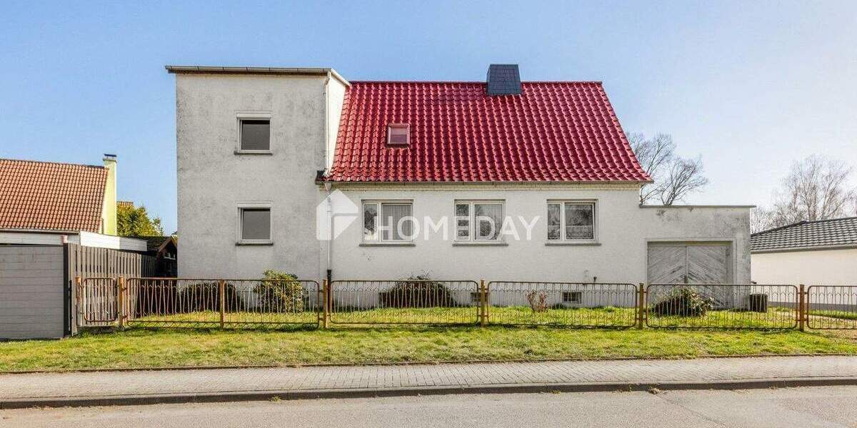 Einfamilienhaus Schkeuditz Wolteritz - 8 Zimmer, 150 m&sup2;, 260.000&euro; | Angebot:25775243