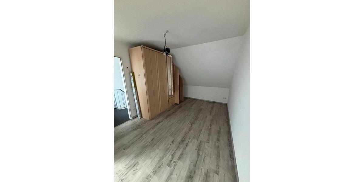 Maisonettenwohnung Machern - 5 Zimmer, 94 m&sup2;, 250.000&euro; | Angebot:26690370