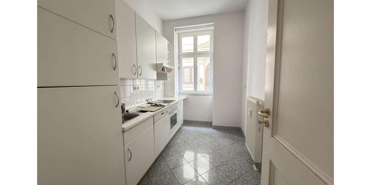 Etagenwohnung Leipzig Mitte - 4 Zimmer, 142 m&sup2;, 2.588&euro; | Angebot:26404478