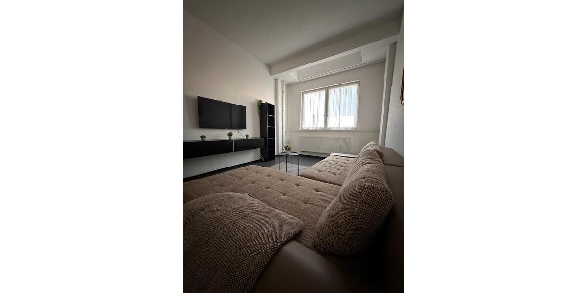 Etagenwohnung Leipzig Südwest - 4 Zimmer, 100 m&sup2;, 12&euro; | Angebot:25810287