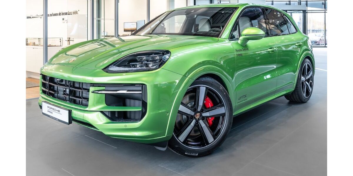 Porsche Cayenne 8.900 km 144.800 &euro; Leipzig 04356