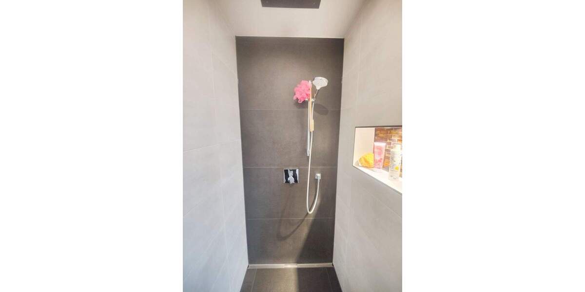 Etagenwohnung Leipzig Holzhausen - 5 Zimmer, 140 m&sup2;, 420.000&euro; | Angebot:25140993