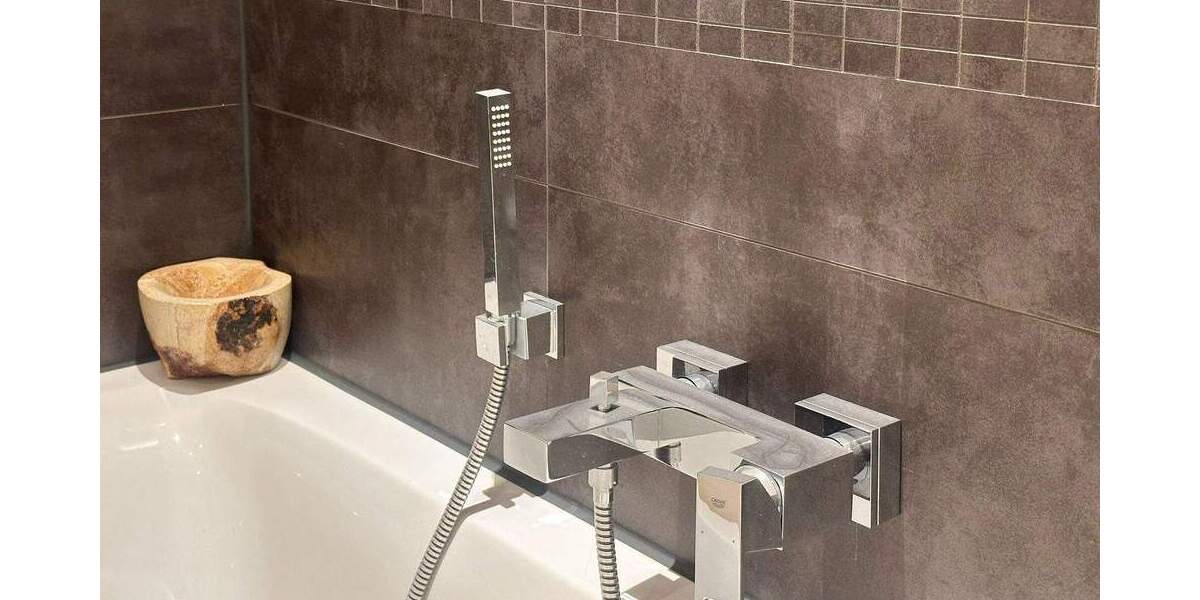 Demnächst bezugsfrei! Loft-Wohnung mit Balkon l EBK l 2 TG-Stellplätzen & Wellnessbereich 4 zimmer