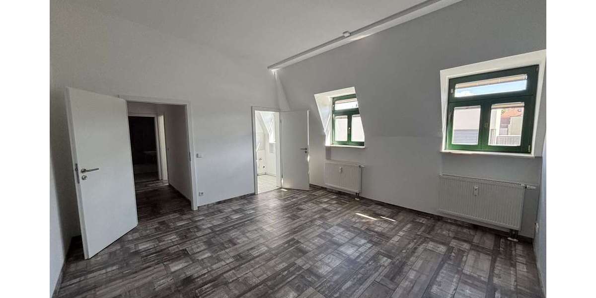 +++ Gohlis Süd - 4 - Zimmer - 2 - Bäder - Balkon +++ 4 zimmer