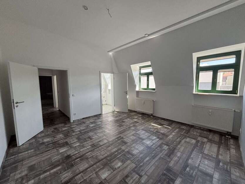 +++ Gohlis Süd - 4 - Zimmer - 2 - Bäder - Balkon +++ 4 zimmer