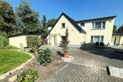 Haus Leipzig OT Thekla Thekla - 1 Zimmer, 215 m&sup2;, 598.500&euro; | Angebot:26080407