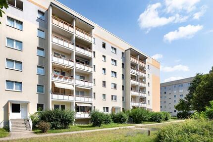 Wohnung Leipzig Lausen-Grünau - 3 Zimmer, 90 m&sup2;, 665&euro; | Angebot:22305147