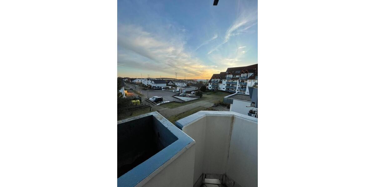 Attraktive 2 Raum Wohnung mit Balkon und Tiefgarage in Taucha 1 zimmer