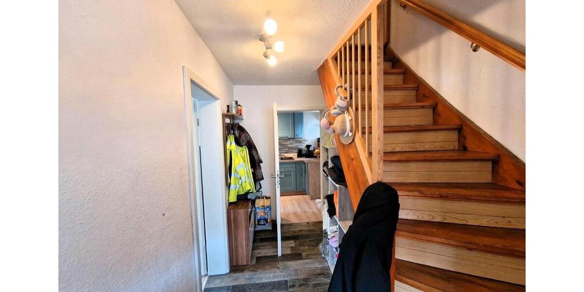 Einfamilienhaus Hohenmölsen - 5 Zimmer, 120 m&sup2;, 180.000&euro; | Angebot:26391263