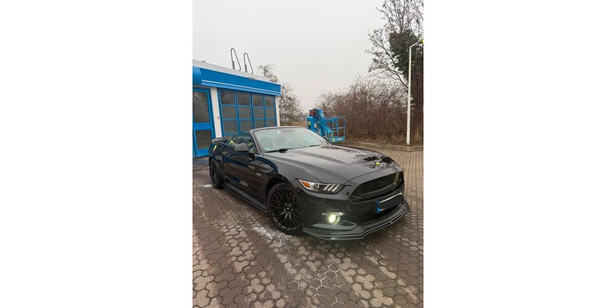 Ford Mustang 122.000 km 25.900 &euro; Markranstädt 04420