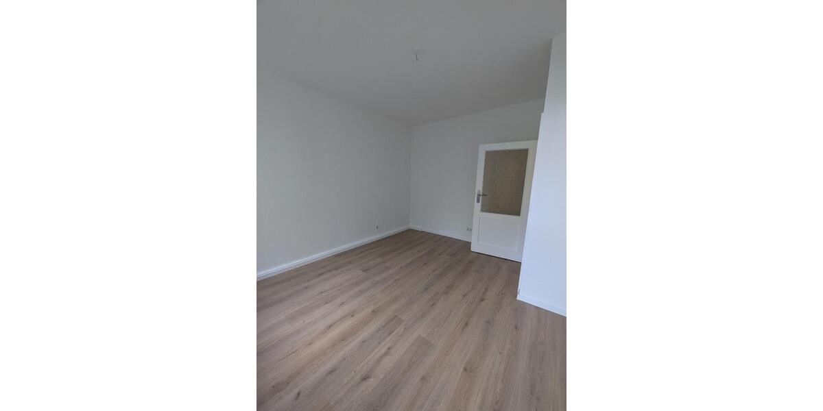 Etagenwohnung Bennewitz - 3 Zimmer, 69 m&sup2;, 499&euro; | Angebot:25305134