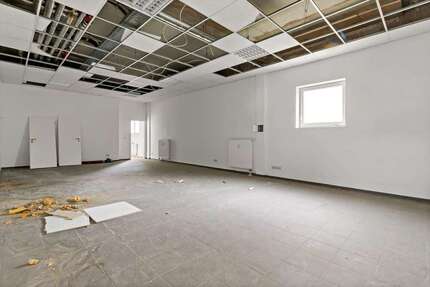 Einzelhandel in Weißenfels 645 € 117 m²