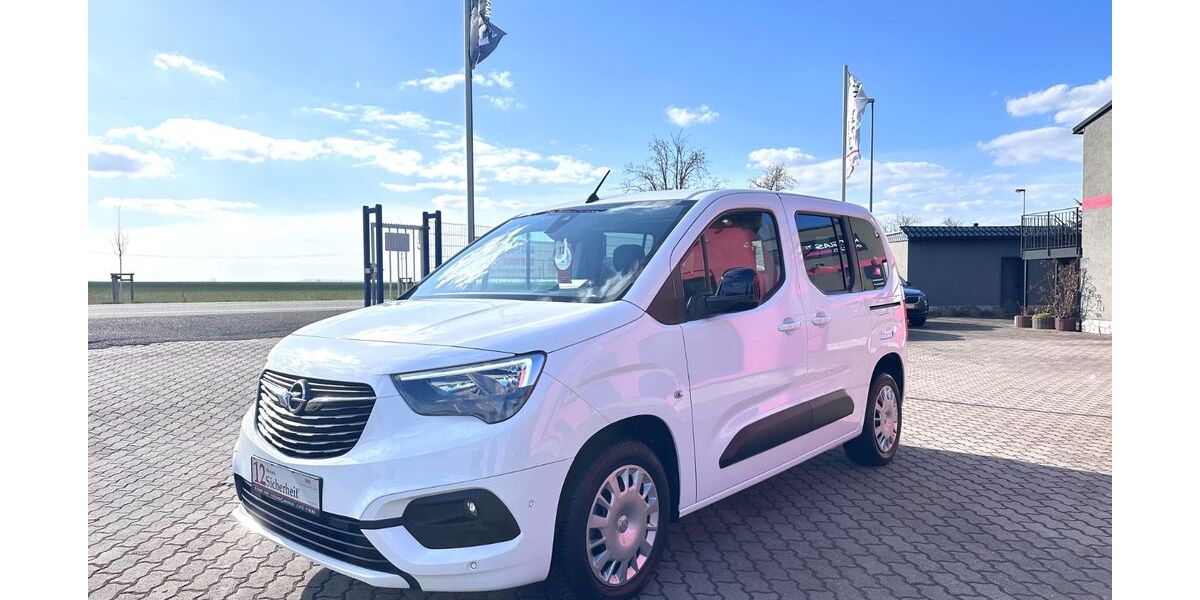Opel Combo 44.789 km 17.999 &euro; Kabelsketal/OT Großkugel 06184