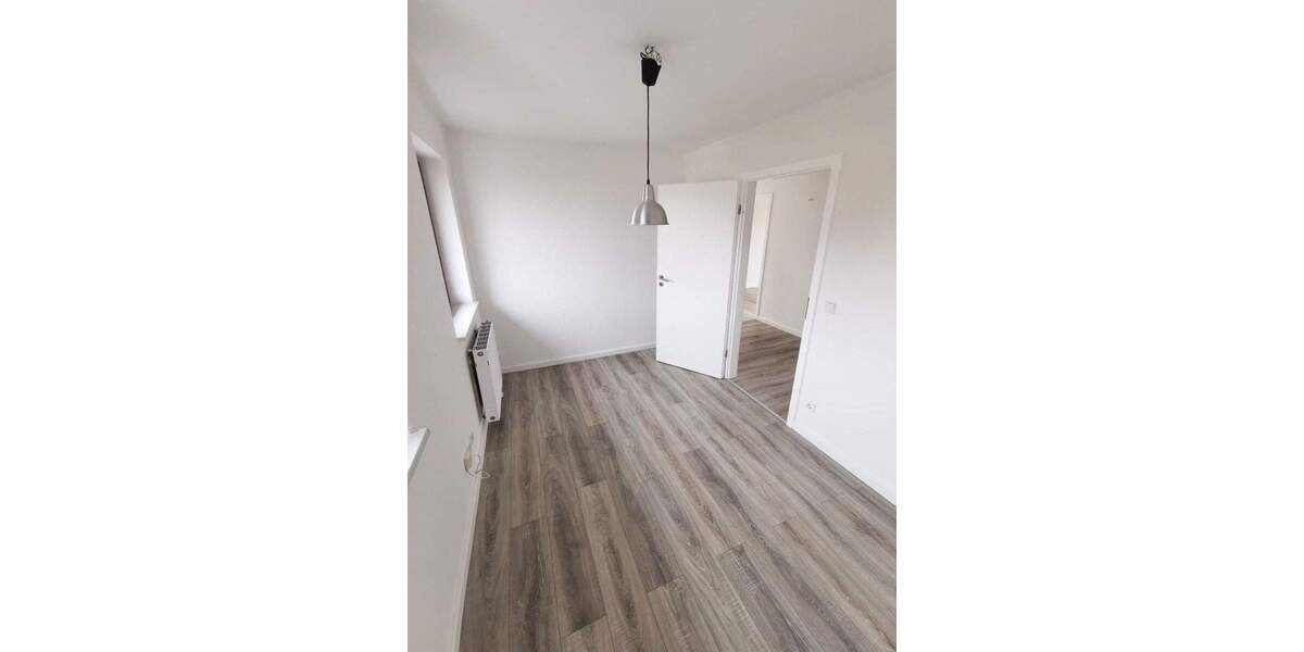 Doppelhaushälfte Leuna Zöschen - 4 Zimmer, 102 m&sup2;, 300.000&euro; | Angebot:25695165