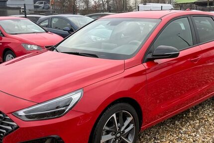 Hyundai i30 27.460 km 17.898 &euro; Leipzig 04179