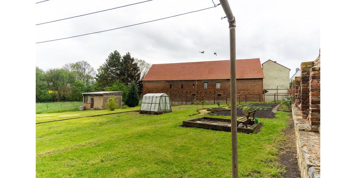 Mehrfamilienhaus, Wohnhaus Hohenmölsen - 10 Zimmer, 282 m&sup2;, 349.000&euro; | Angebot:26957655
